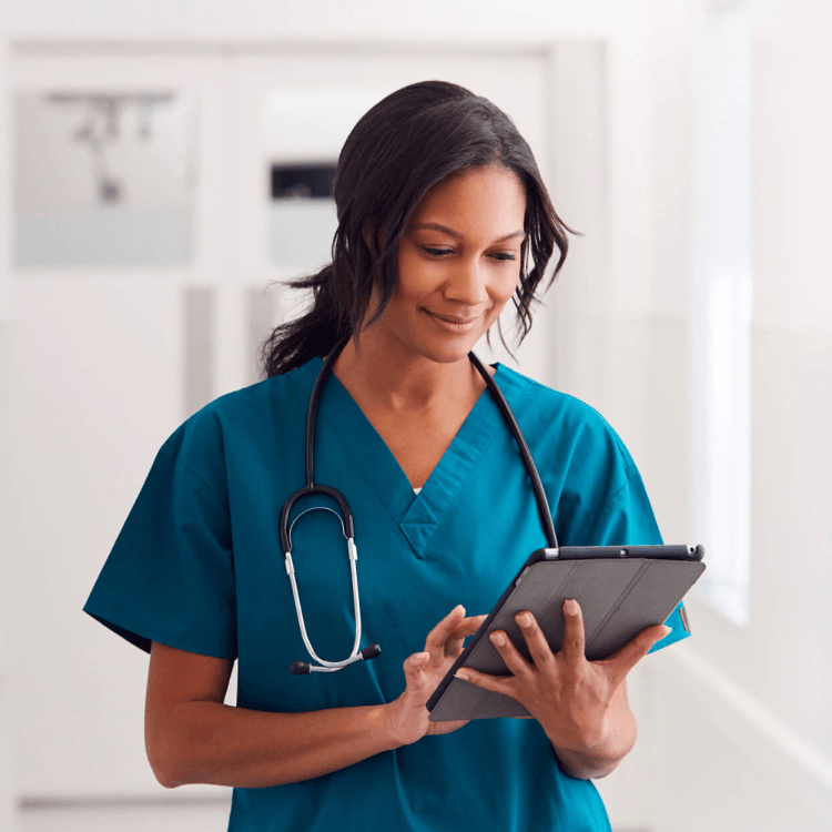 Healthcare workers save with Sonnet’s group discount on home and auto insurance.